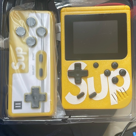 None Other - 400 games in one handheld console etc